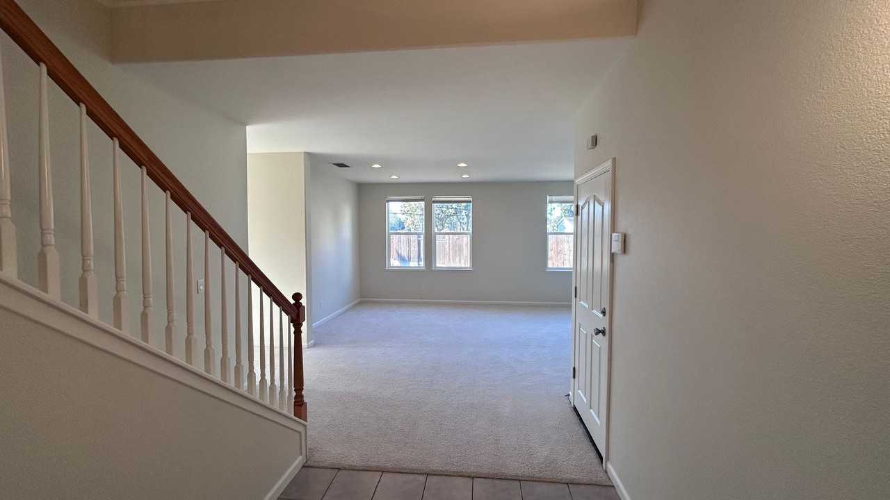 1146 Cabanel Ln - Photo 2 of 21