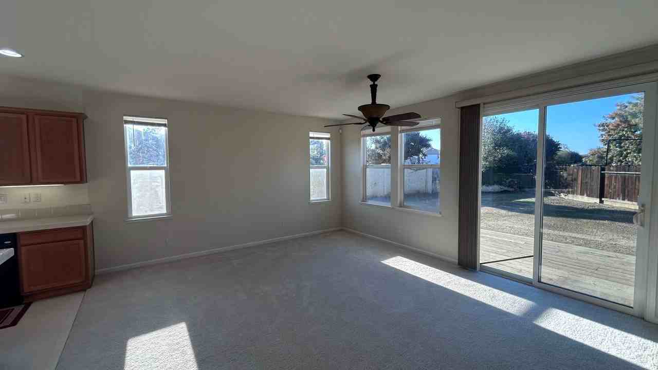 1146 Cabanel Ln - Photo 3 of 21