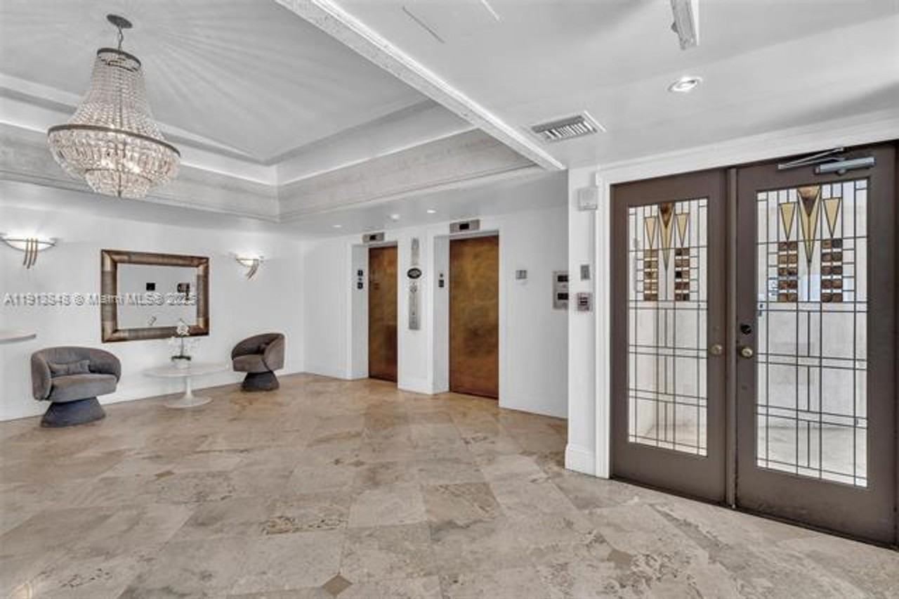 9195 9195 Collins Ave appt 303 - Photo 6 of 44