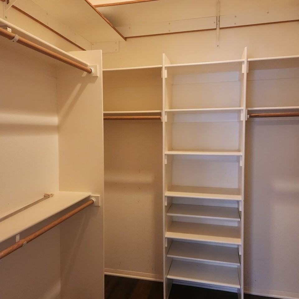 2322 Longfellow Rd - Photo 7 of 13