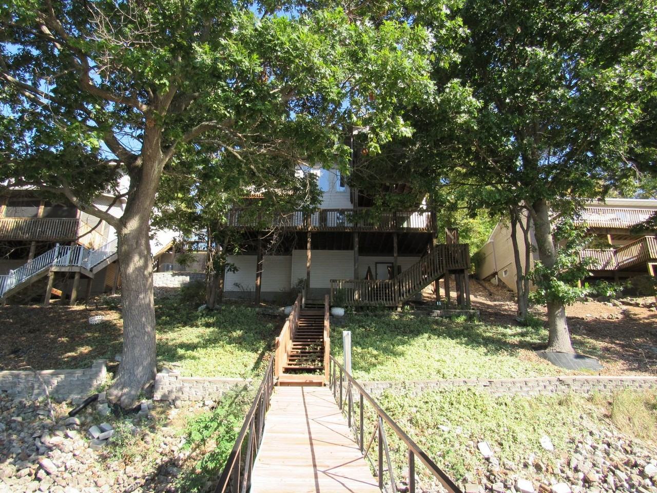 32 Tree Frog Ln - Photo 2 of 24