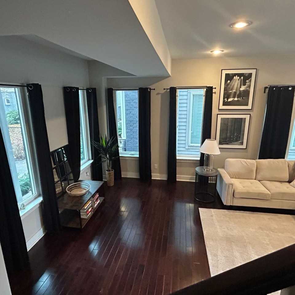 1240 2nd Avenue South - Photo 2 of 10