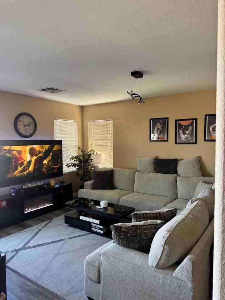 4740 Trailhead Mesa St - Photo 4 of 20