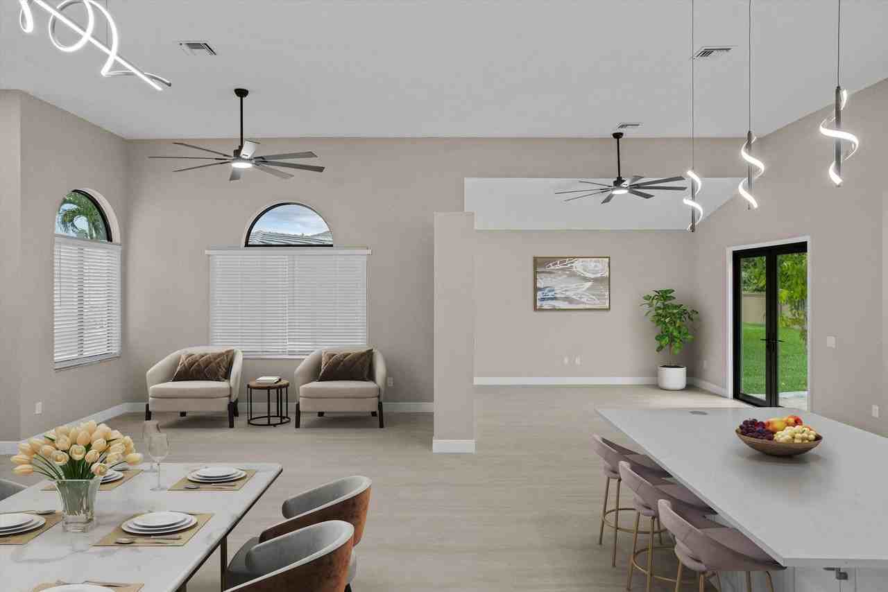 8985 Nw 45th Ct - Photo 7 of 33