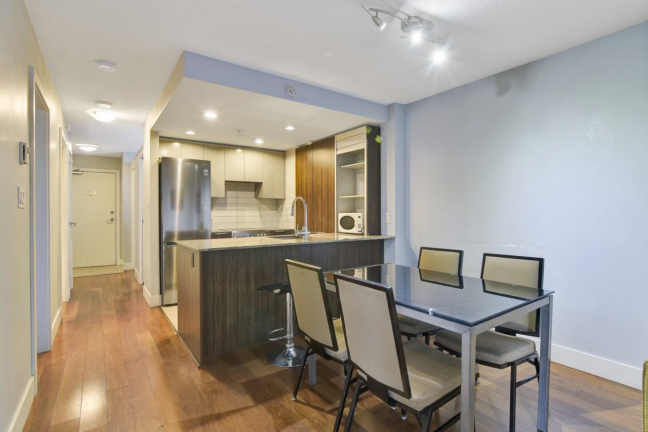 1088 Richards Street #318 - Photo 4 of 18