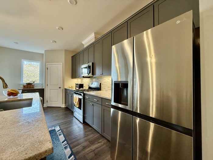 254 Deardom Way - Photo 4 of 26