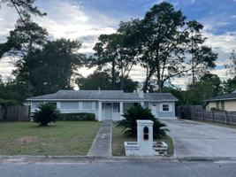 featured image of 8505 Lyn Ave