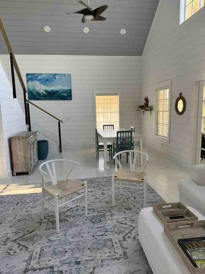 2732 Weeks Ave #NA - Photo 4 of 26