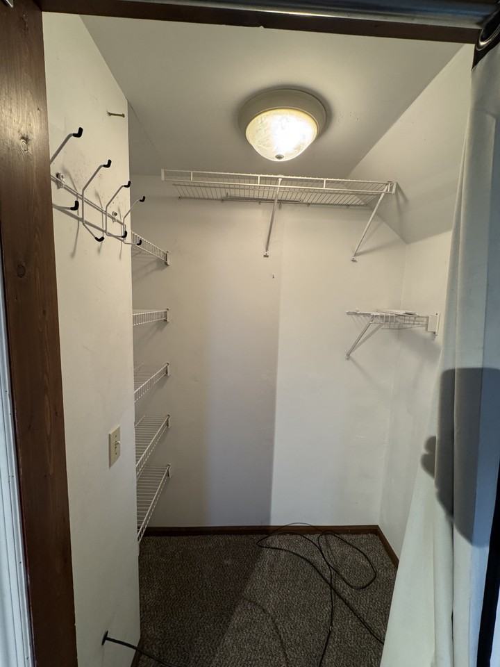 1414 Arbor Ave - Photo 3 of 10