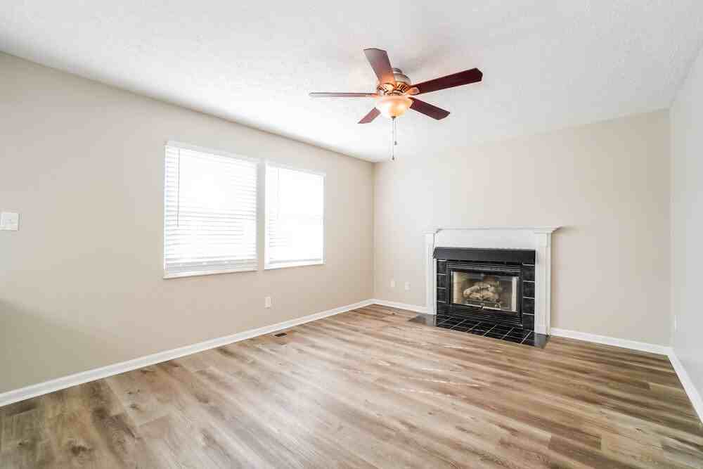 5601 High Arbor Dr - Photo 5 of 17