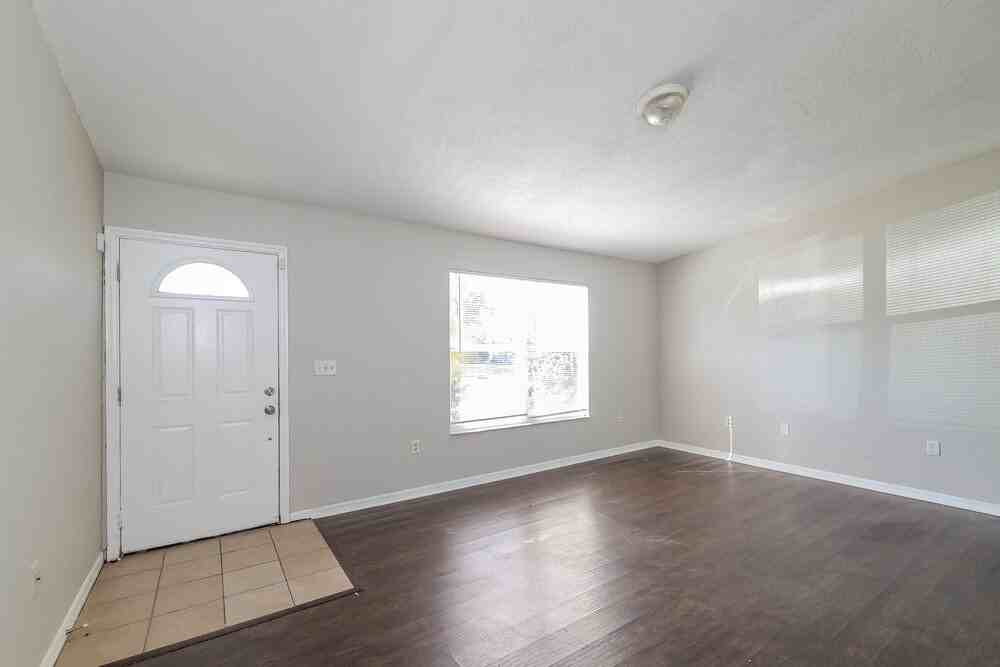 648 Caribou Ct - Photo 6 of 25