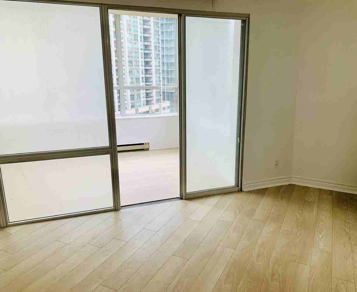 Bay St - Photo 2 of 11