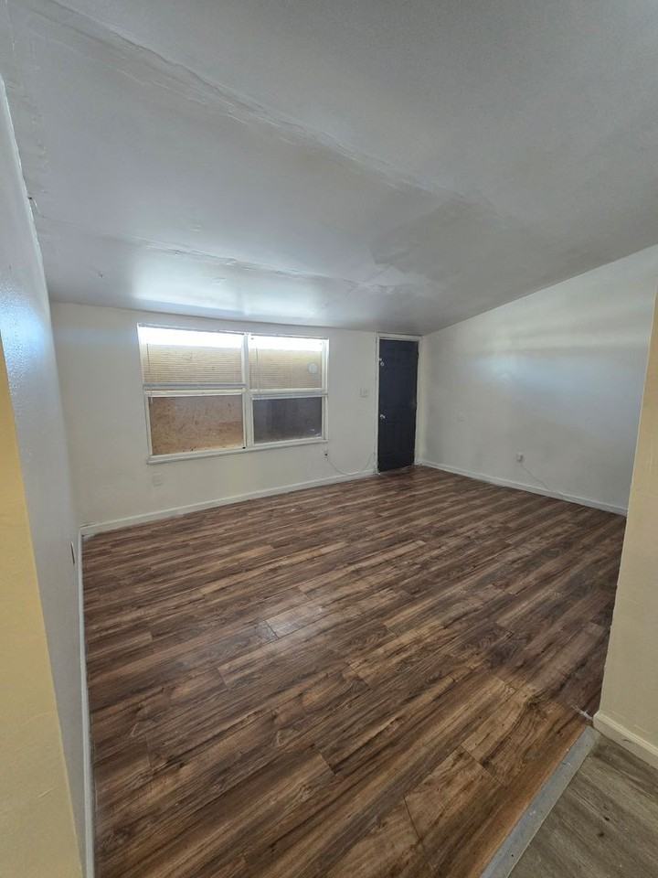 246 St John Drive - Photo 2 of 17