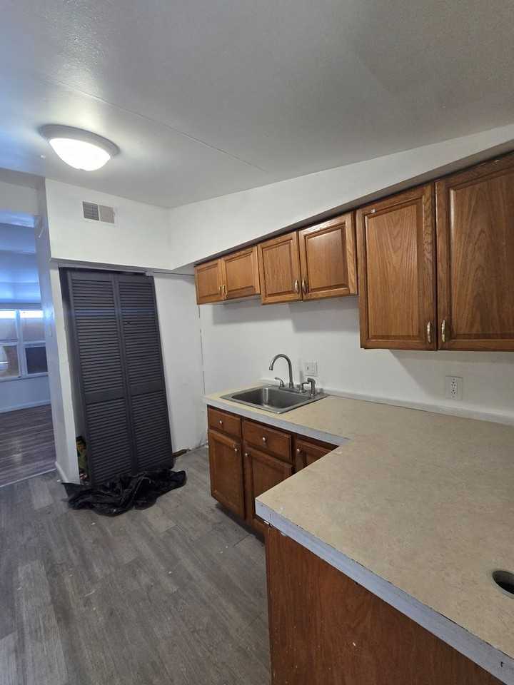 246 St John Drive - Photo 5 of 17