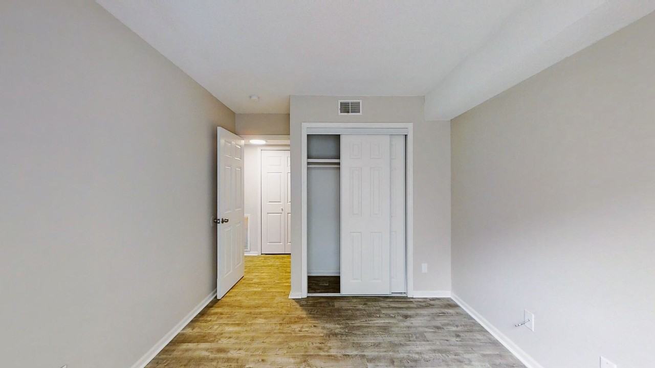 Newly Renovated 3 Bedrooms! - Photo 7 of 19