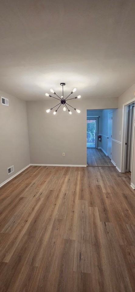 944 Thomas Avenue - Photo 7 of 31