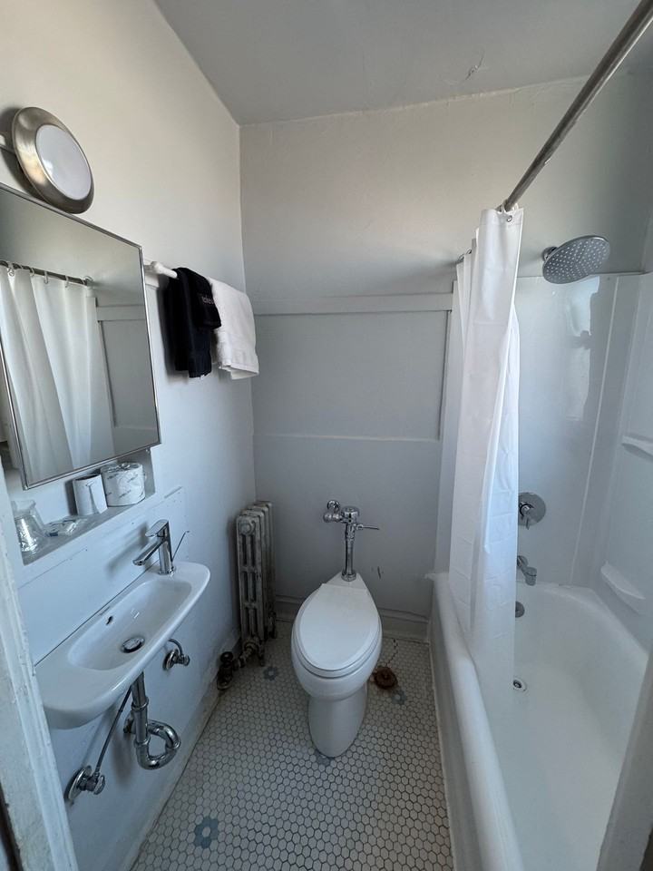 Newly rehabbed Rooms for Rent - Photo 4 of 4