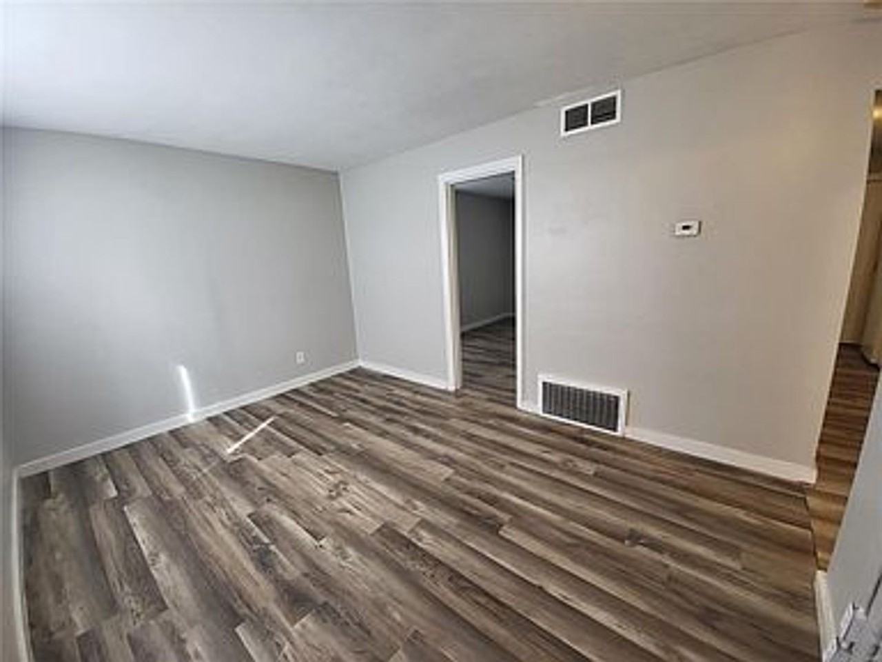 6154 6154 Jackson Ave - 6154 Jackson - Photo 3 of 18