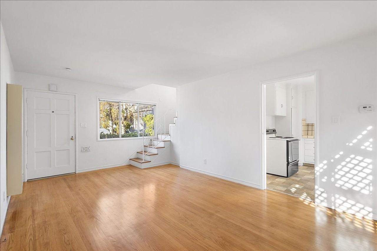 3131 Fernside Blvd - Photo 6 of 14