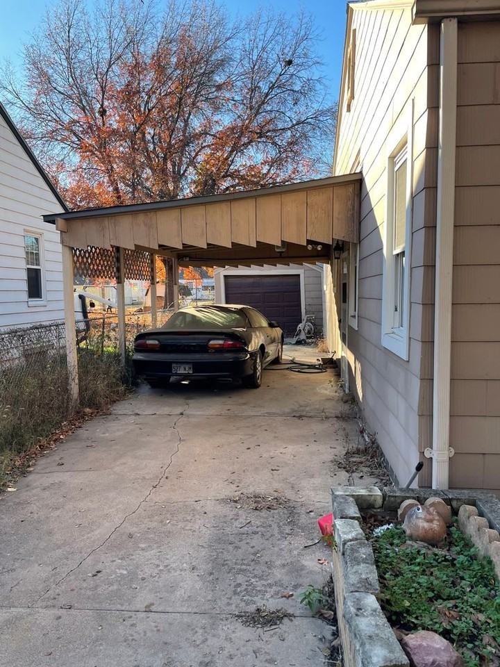 1515 Woodland Street - Photo 2 of 14