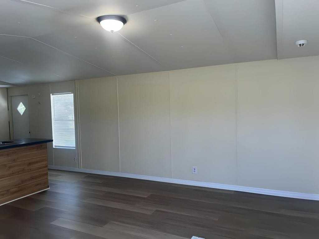 6610 Limerick Ave - Photo 2 of 8