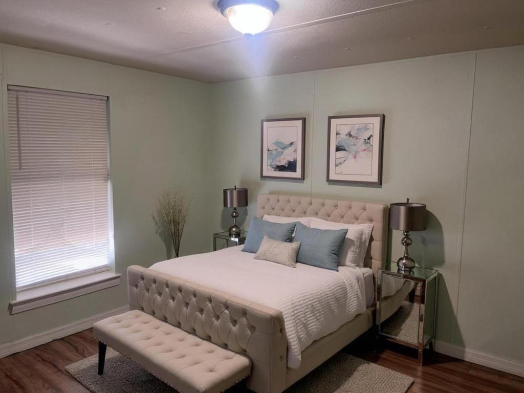 6610 Limerick Ave - Photo 3 of 8