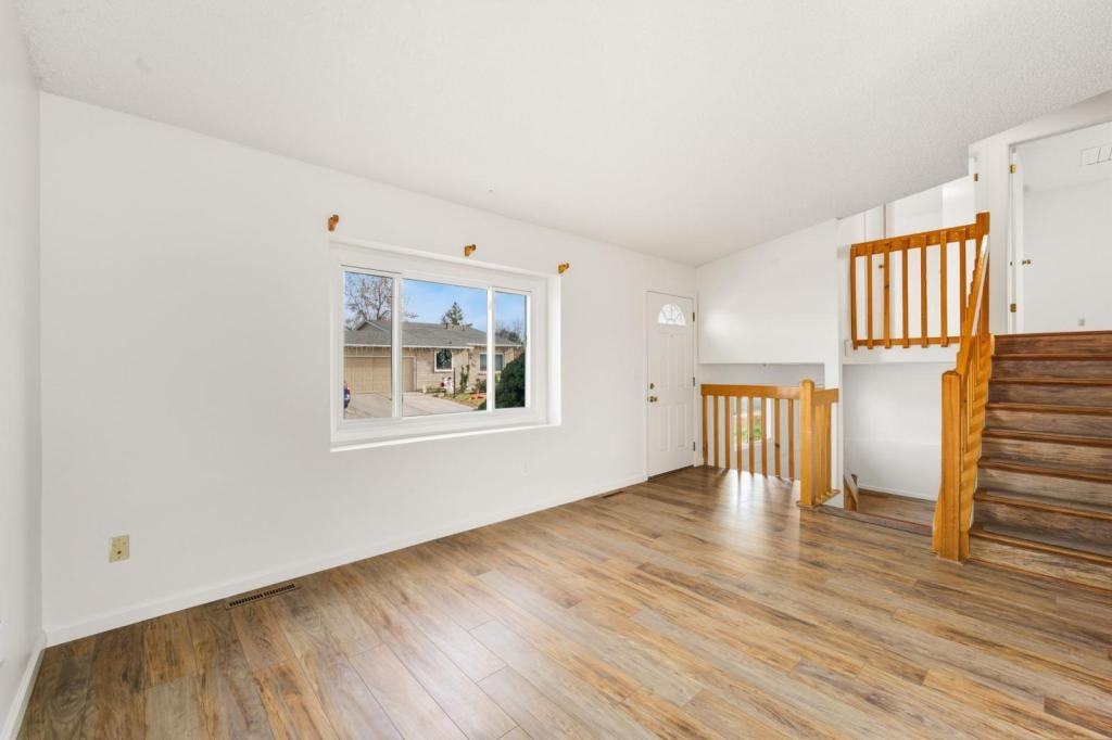 569 S Edinburgh Dr - Photo 7 of 21