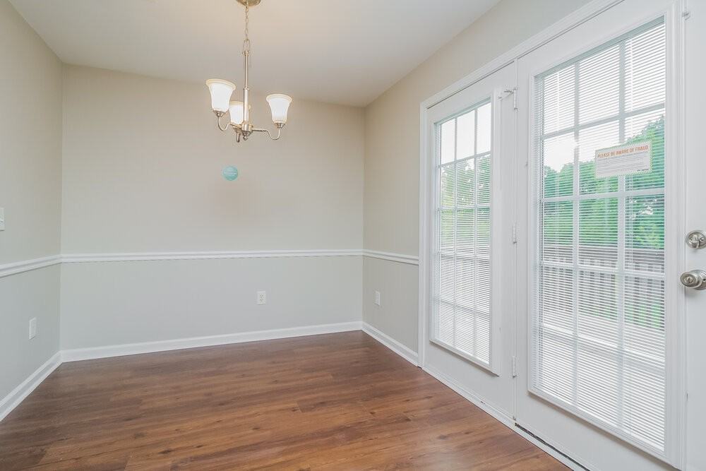 1476 Priestshore Bay - Photo 6 of 17