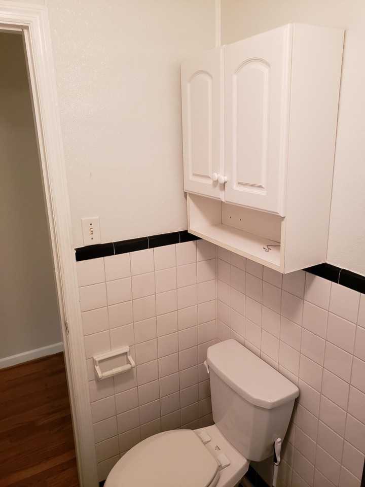 421 Banks St #A - Photo 5 of 7