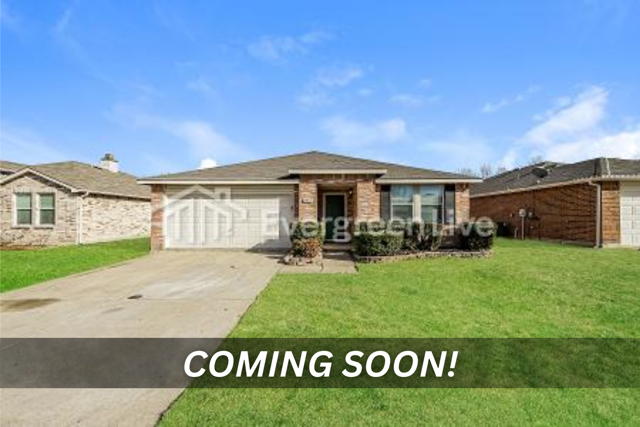 1012 Willow Tree Dr - Photo 2 of 20