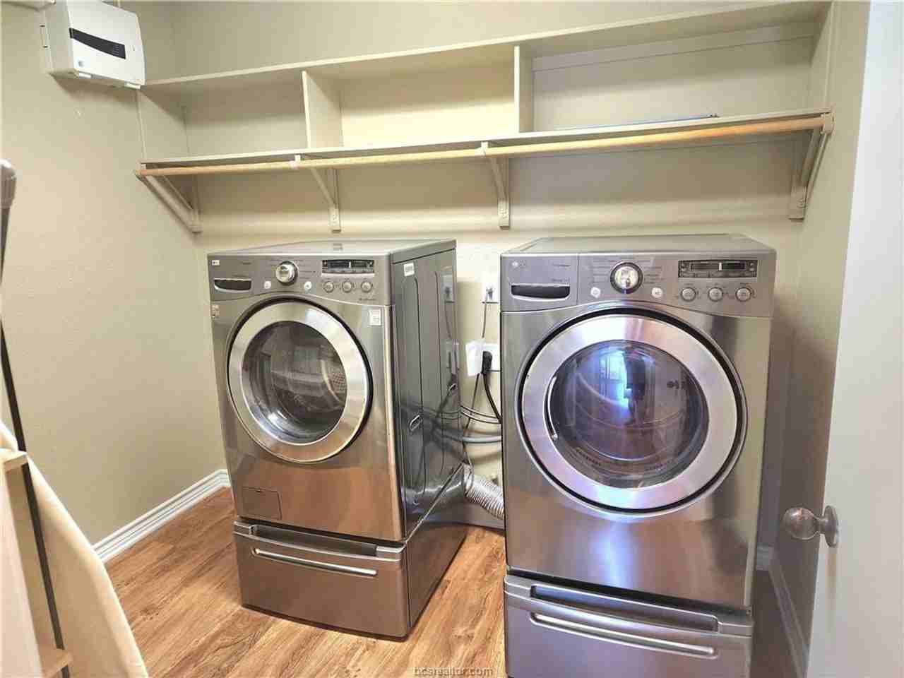 946 Dover Landing Avenue - Photo 7 of 14