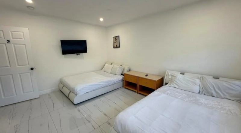 1260 Southwest 32nd Street