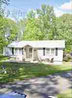 featured image of 1716 Pinecrest Street