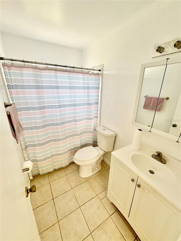 5389 Mariner Boulevard - Photo 3 of 20