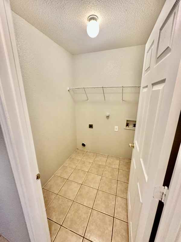 4313 Covenant Ct - Photo 4 of 13