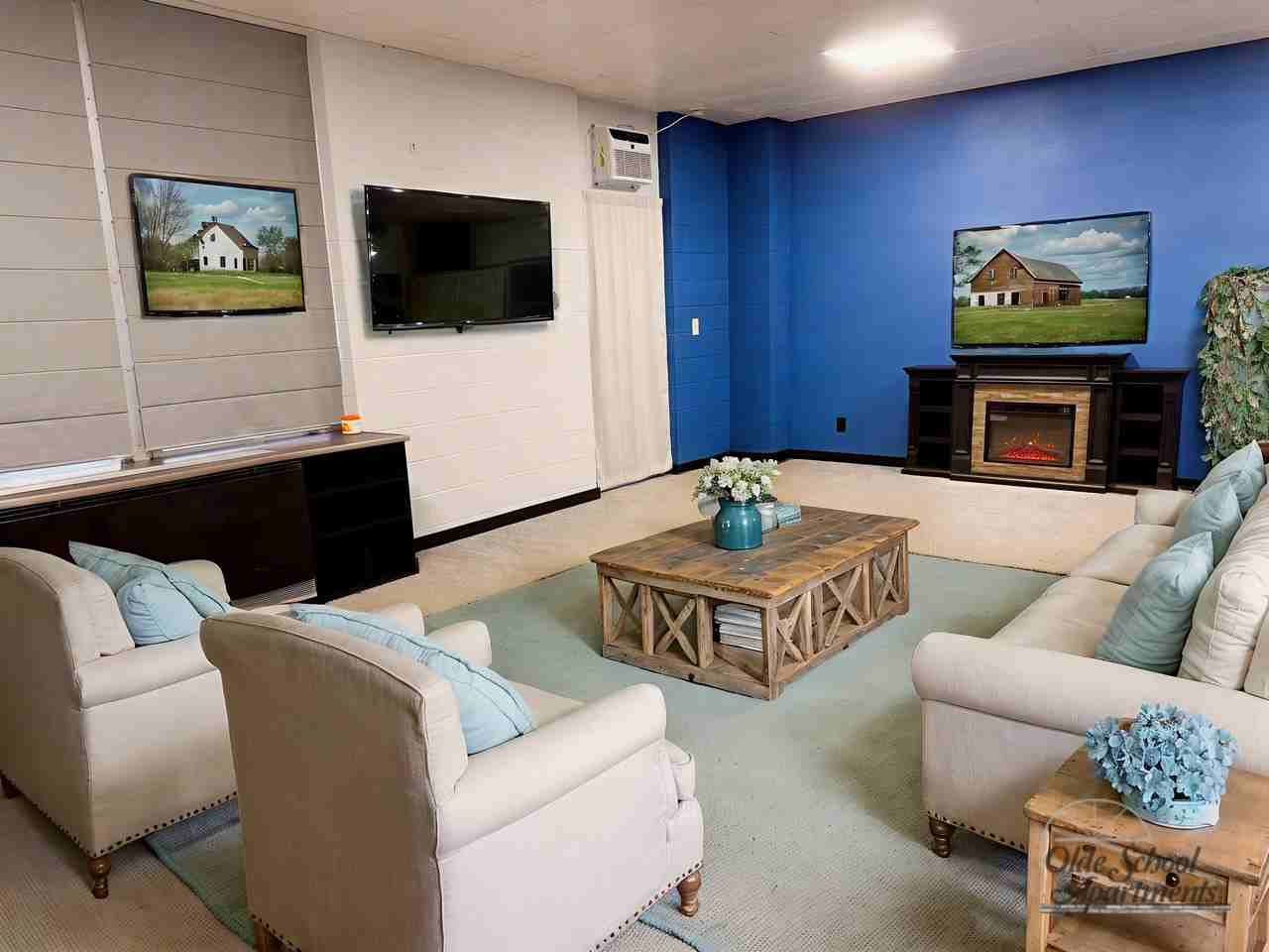 200 Volga St - Photo 3 of 10