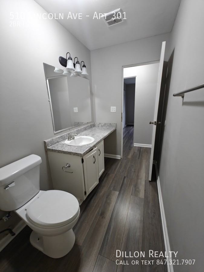 510 N Lincoln Ave #301 - Photo 7 of 11