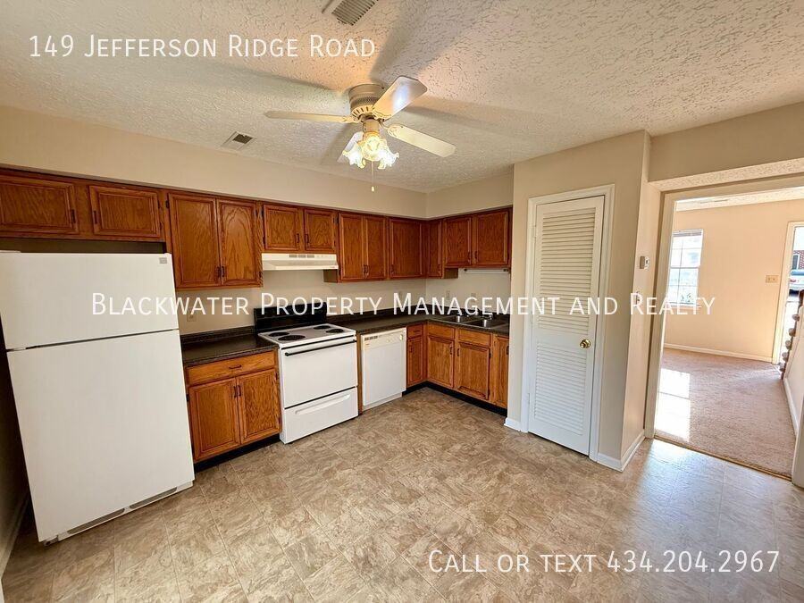 149 Jefferson Ridge Road - Photo 4 of 15