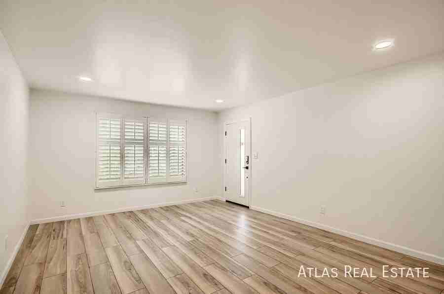 3115 South Kachina Drive - Photo 3 of 18