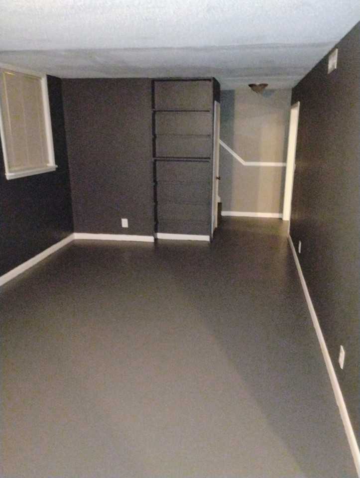 4270 Sweden Dr - Photo 4 of 6