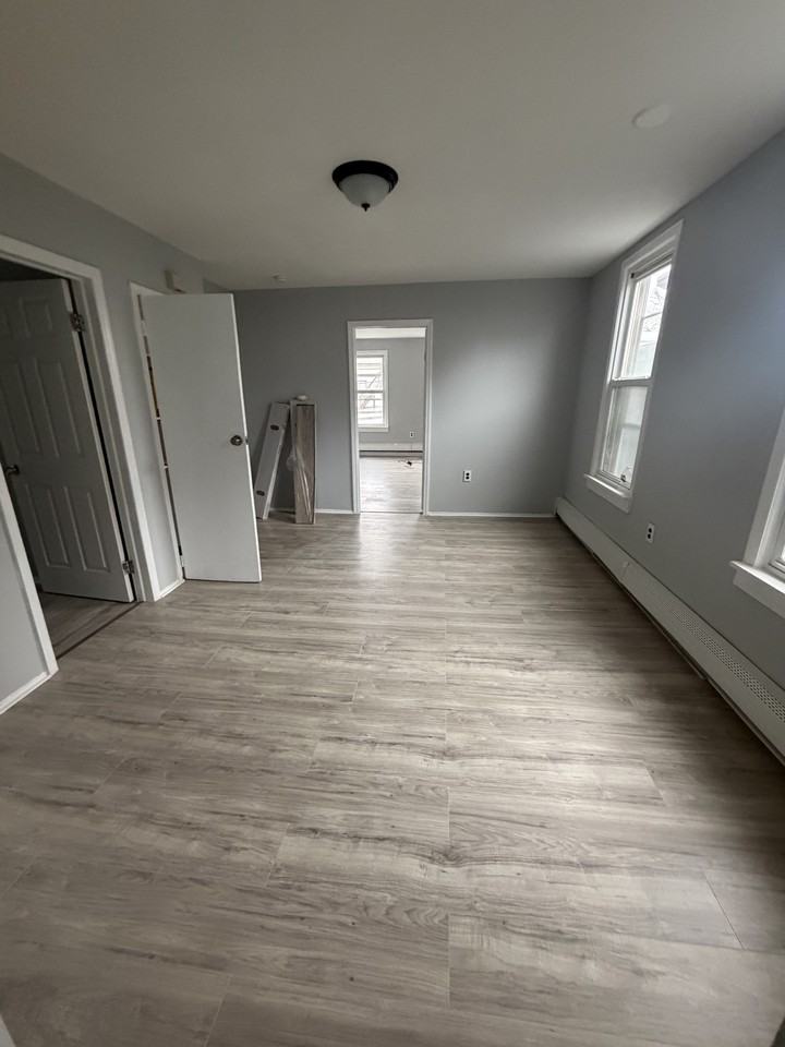 161 Court St #2 - Photo 2 of 8