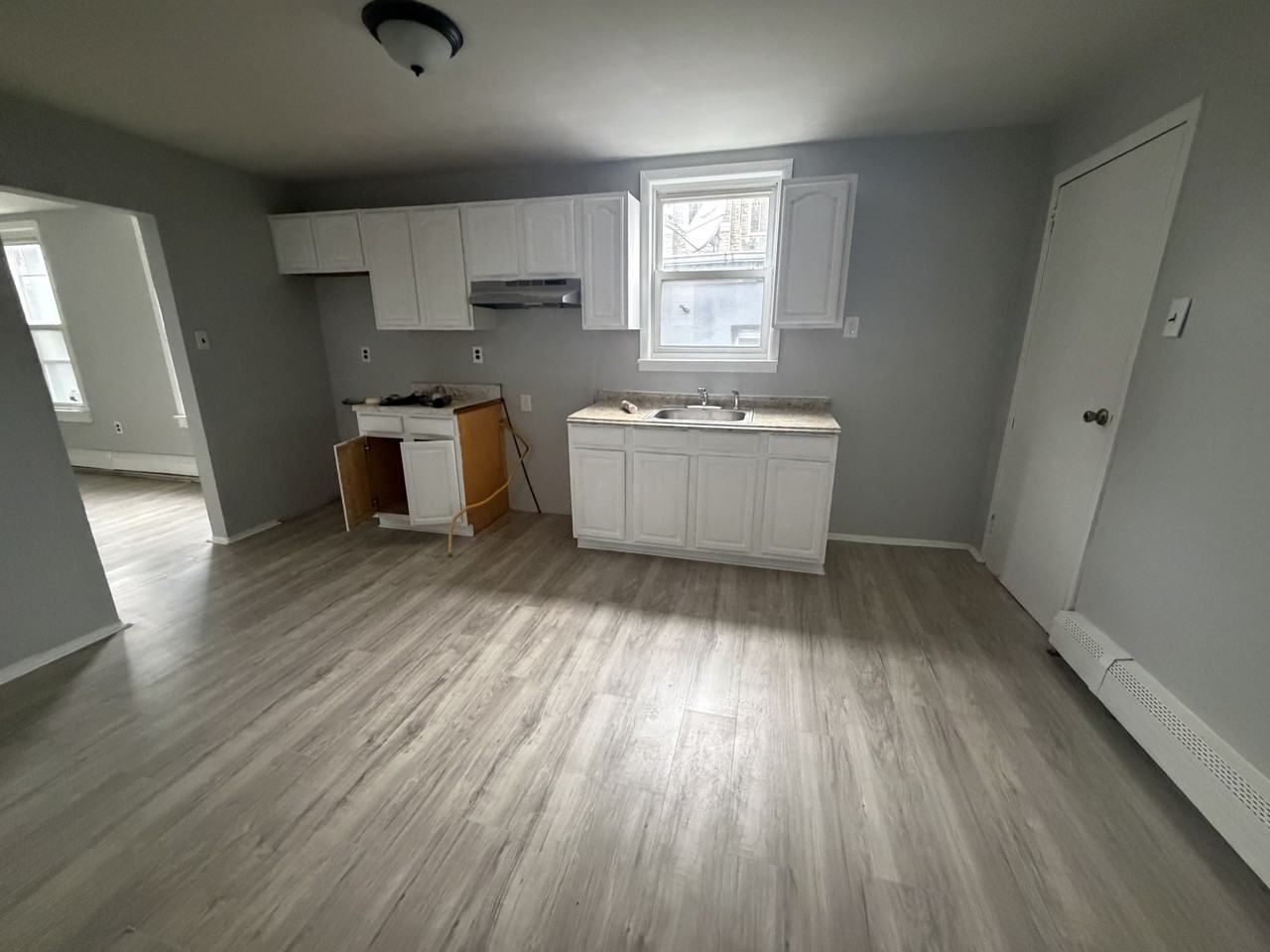 161 Court St #2 - Photo 3 of 8