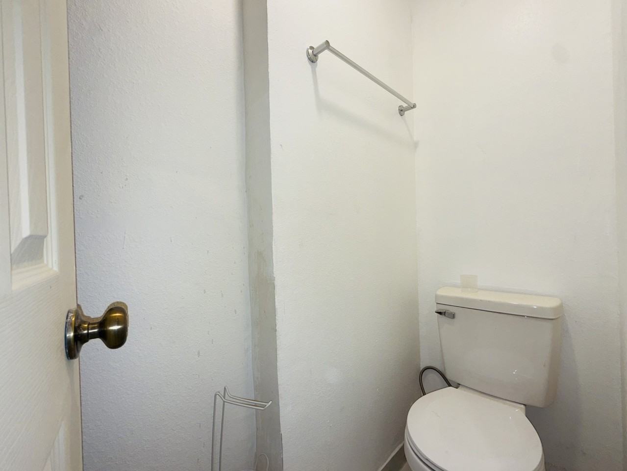 809 Florida Parkway #3 - Photo 7 of 19