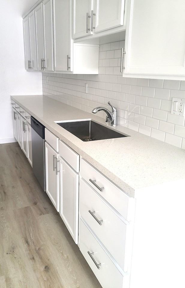 5335 Yarmouth Ave #306 - Photo 2 of 15