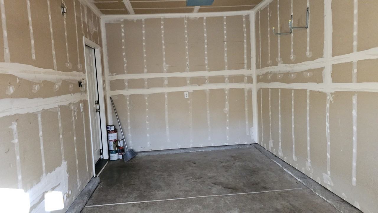 5012 Crest Dr #NA - Photo 6 of 48