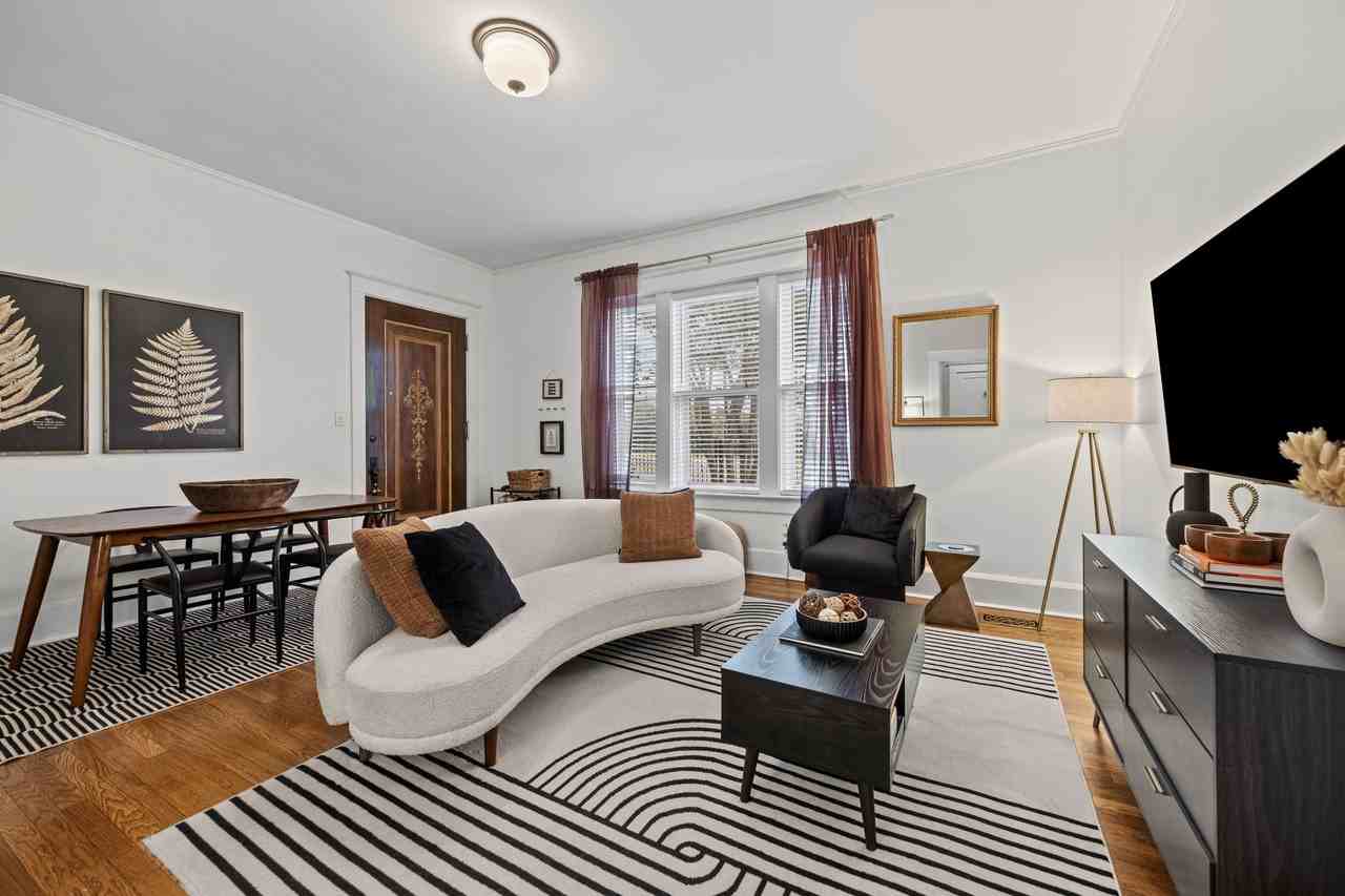 1116 Poplar Avenue #1 - Photo 2 of 17