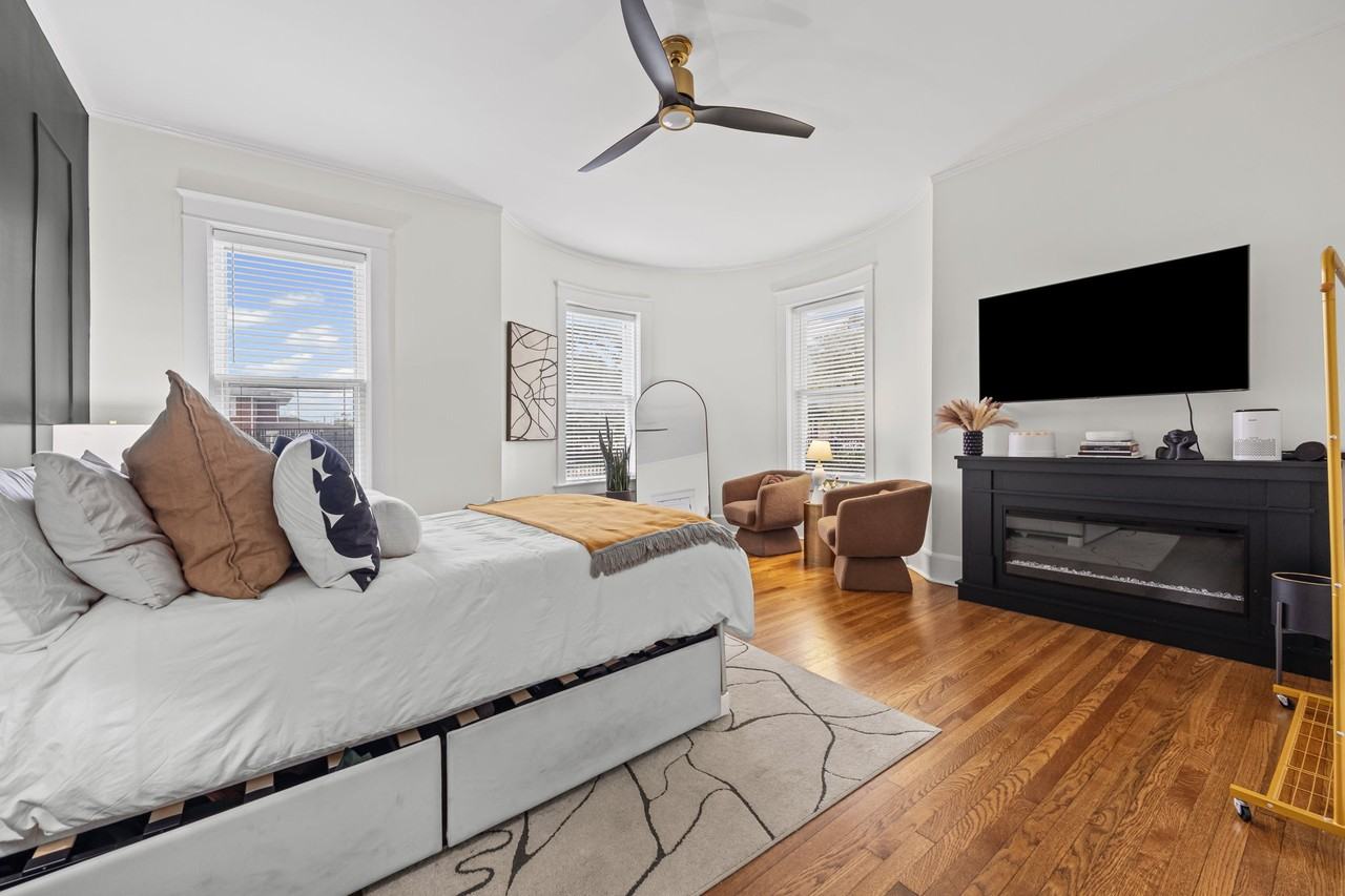 1116 Poplar Avenue #1 - Photo 7 of 17