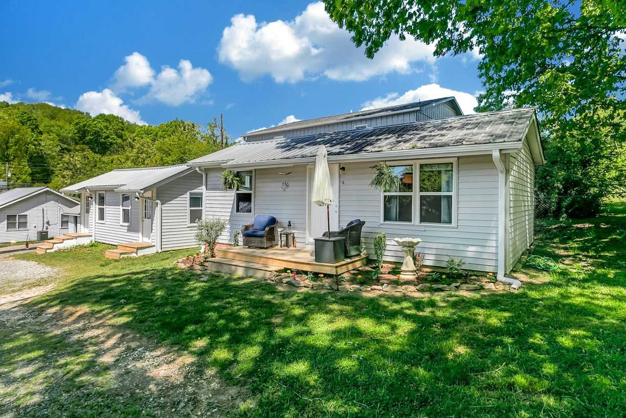 10 Cobble Drive - Photo 2 of 16