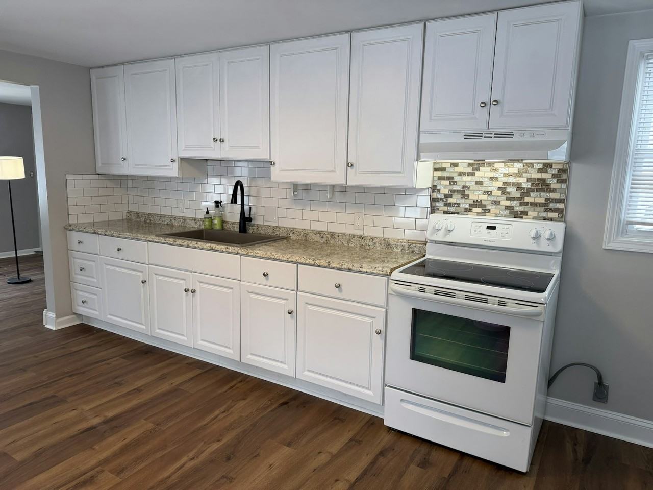 2396 S Long Lake Rd, Unit Lower - Photo 2 of 10