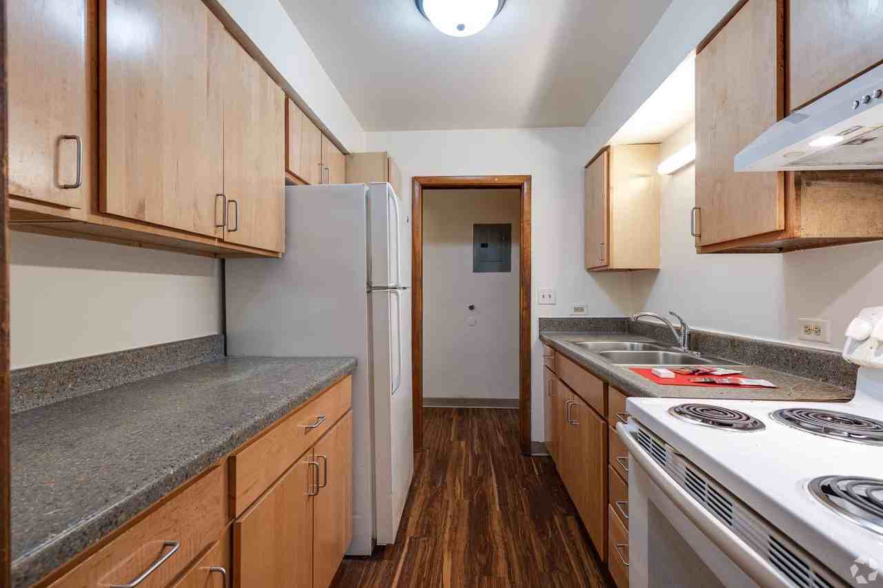 Rolling Hills Apartments - Photo 2 of 50